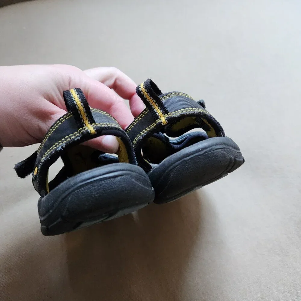KEEN Black Yellow Strappy Outdoor Sandals